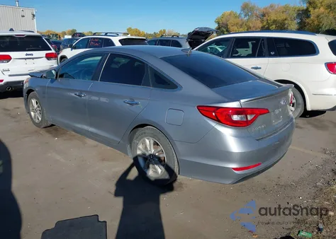 2015 Hyundai Sonata Eco from USA, damaged, VIN 5NPE24AA1FH174587